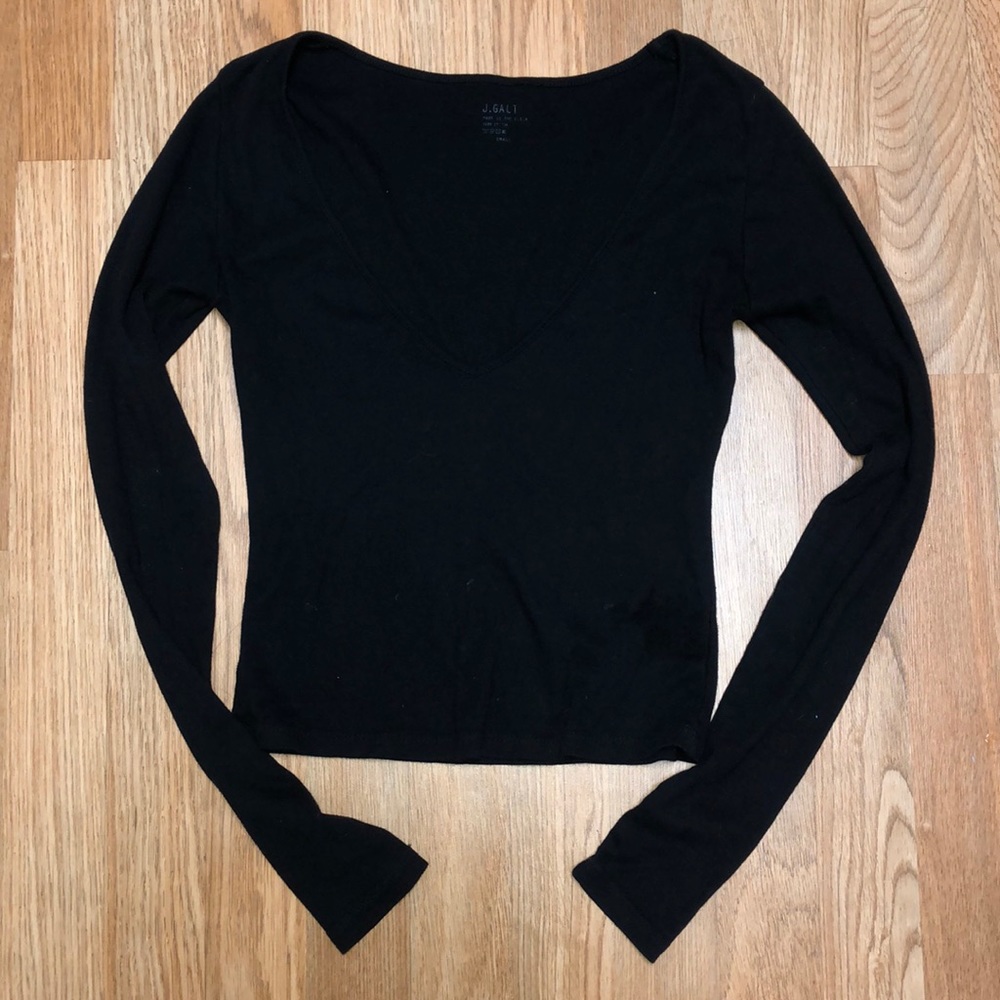 Brandy Melville Black v-neck long sleeved top